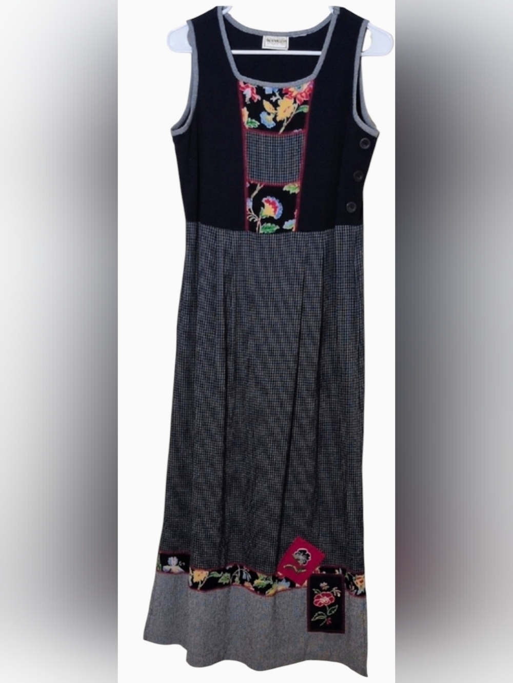 Napa Valley, Sleeveless Tank, Navy/White Maxi Dress with Floral Patch Details